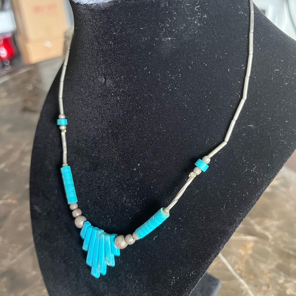Turquoise necklace - Picture 2 of 8
